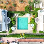 Lucrezia Relax Aparthotel 3*
