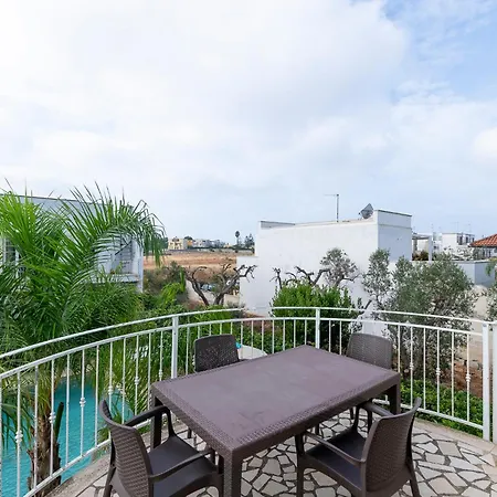 公寓式酒店 Le Piscine Int 3 Nardò