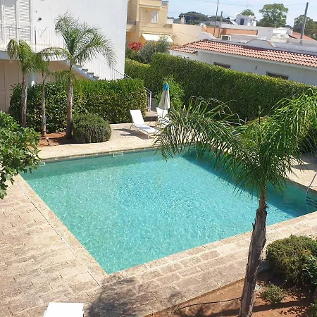 Lucrezia Relax Appart hôtel